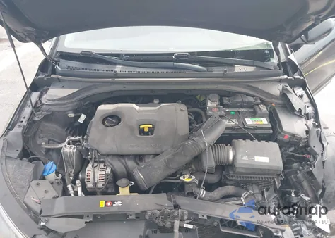 2019 Hyundai Elantra Value Edition из США, поврежденный, VIN 5NPD84LF3KH445839